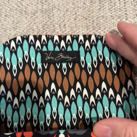 Vera Bradley Glasses Case with Bold Design - Picture 2 of 2